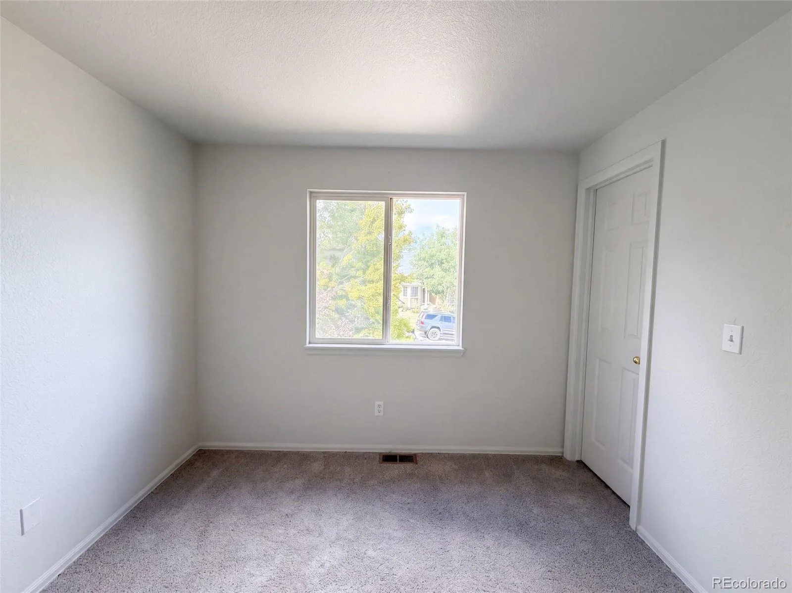 9537 Clayton Court Thornton CO 80229 | MLS #REC4247272 08282026140634 1600 11