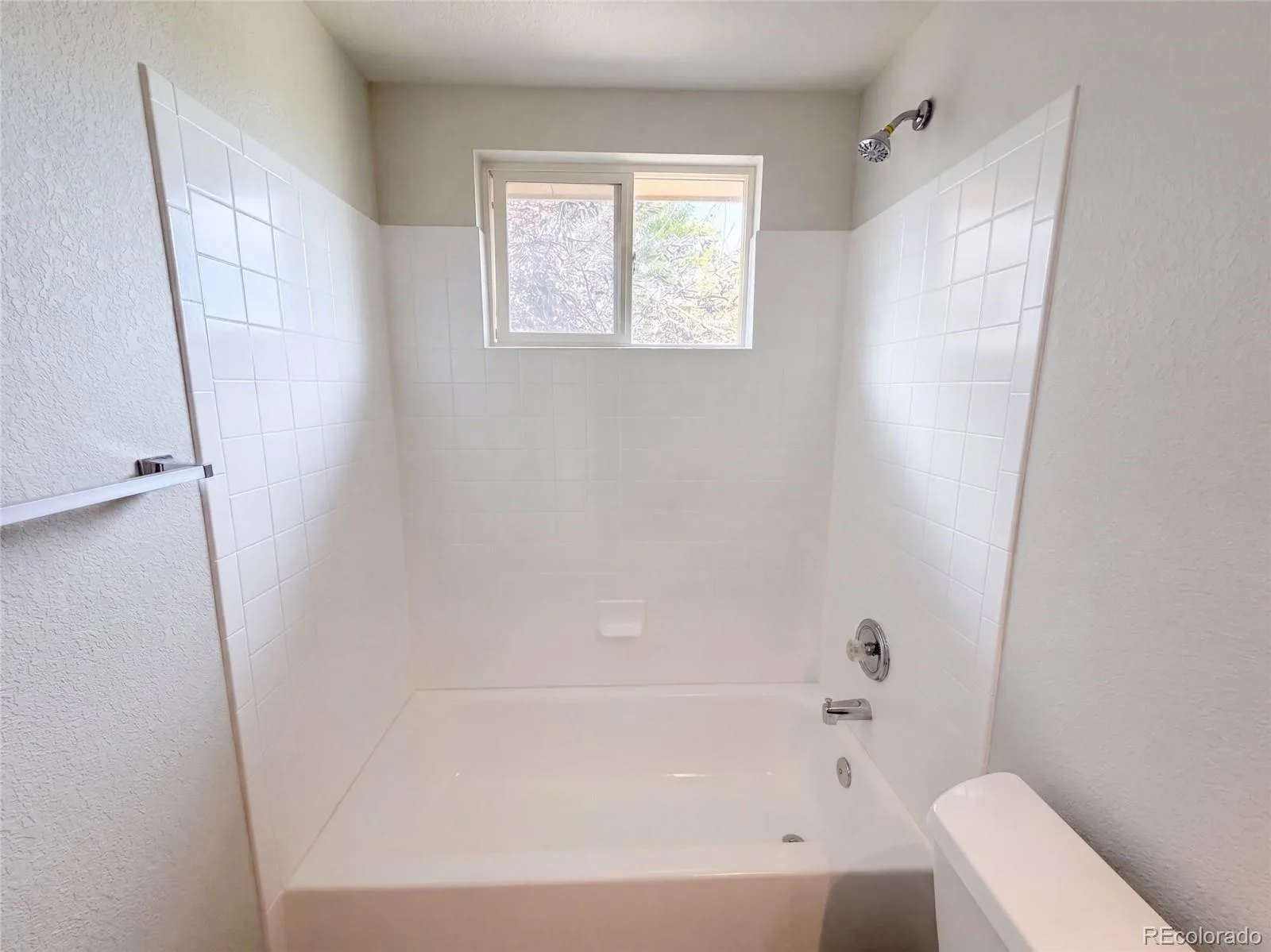 9537 Clayton Court Thornton CO 80229 | MLS #REC4247272 08282026140634 1600 18
