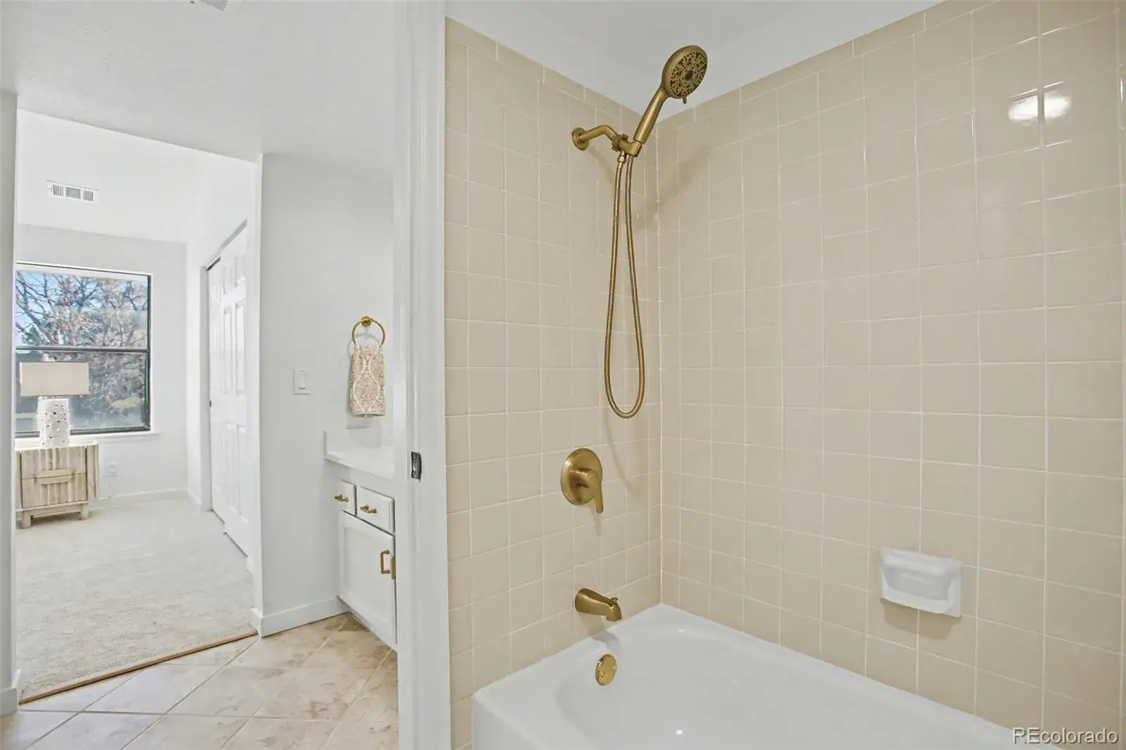 6473 S Havana Street #B Englewood CO 80111 MLS #REC4247329 02192026215130 1600 11