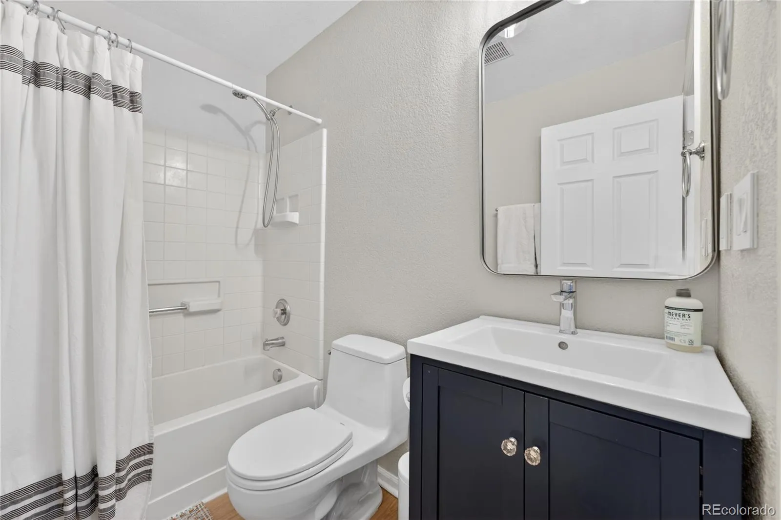 5076 Ceylon Street Denver CO 80249 MLS #REC4248418 04172026050646 1600 22