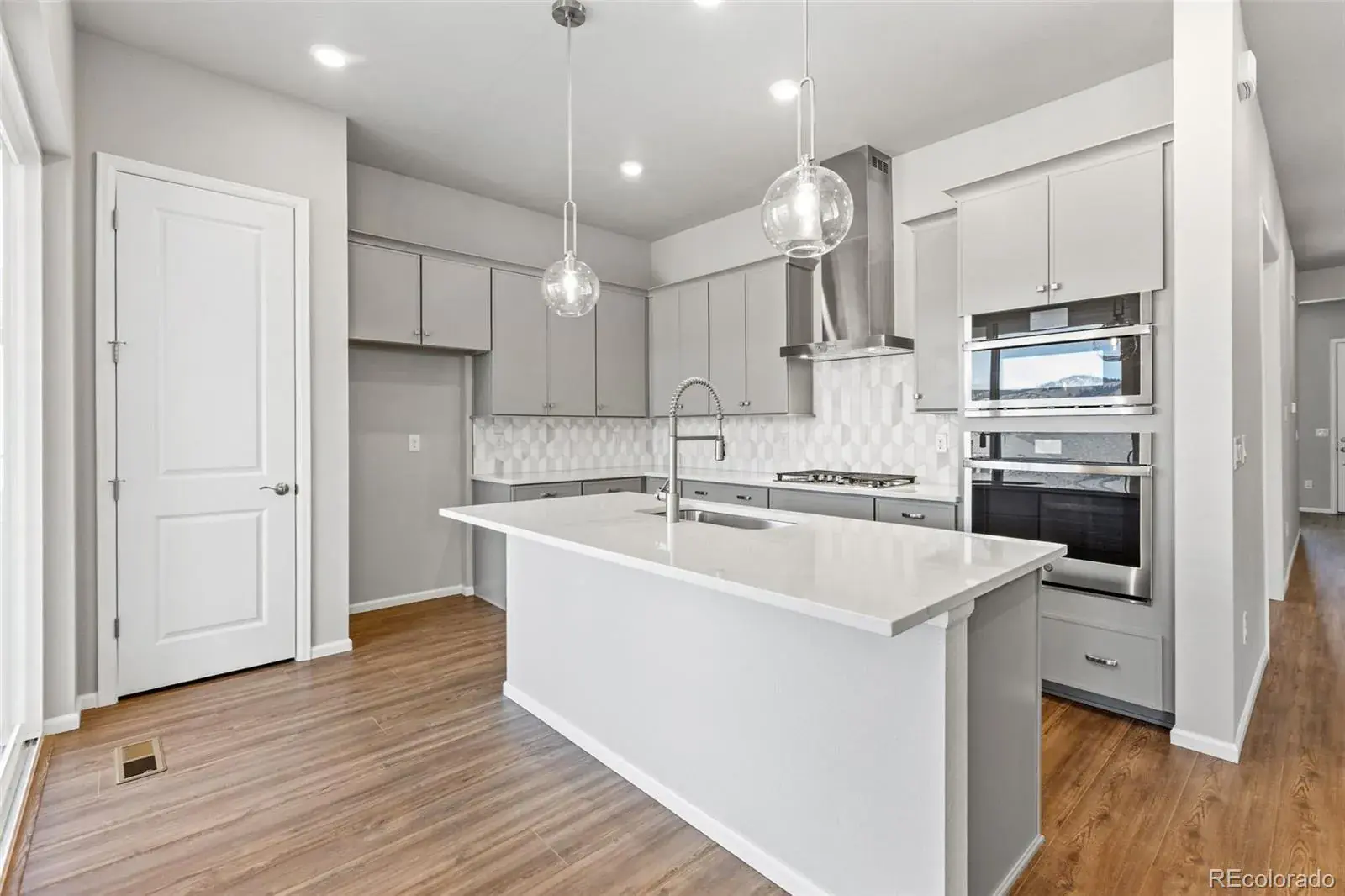 12192025003047 1600 13