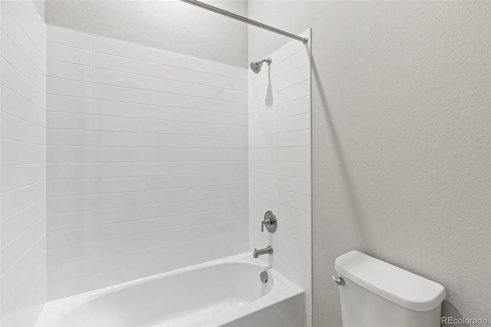 12192025003047 1600 25