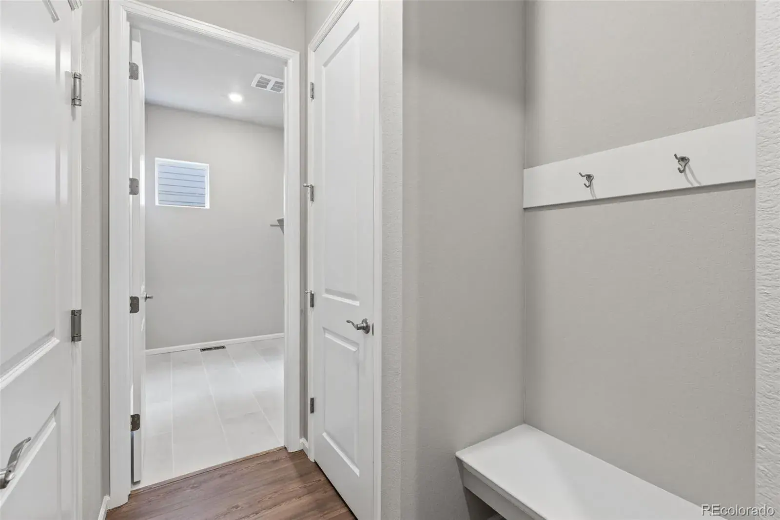 12192025003047 1600 30