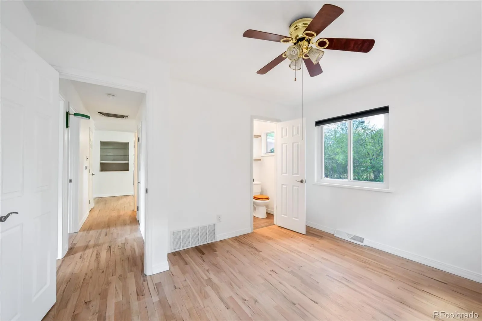 1630 S Forest Street Denver CO 80222 MLS #REC4249391 05102026142040 1600 15