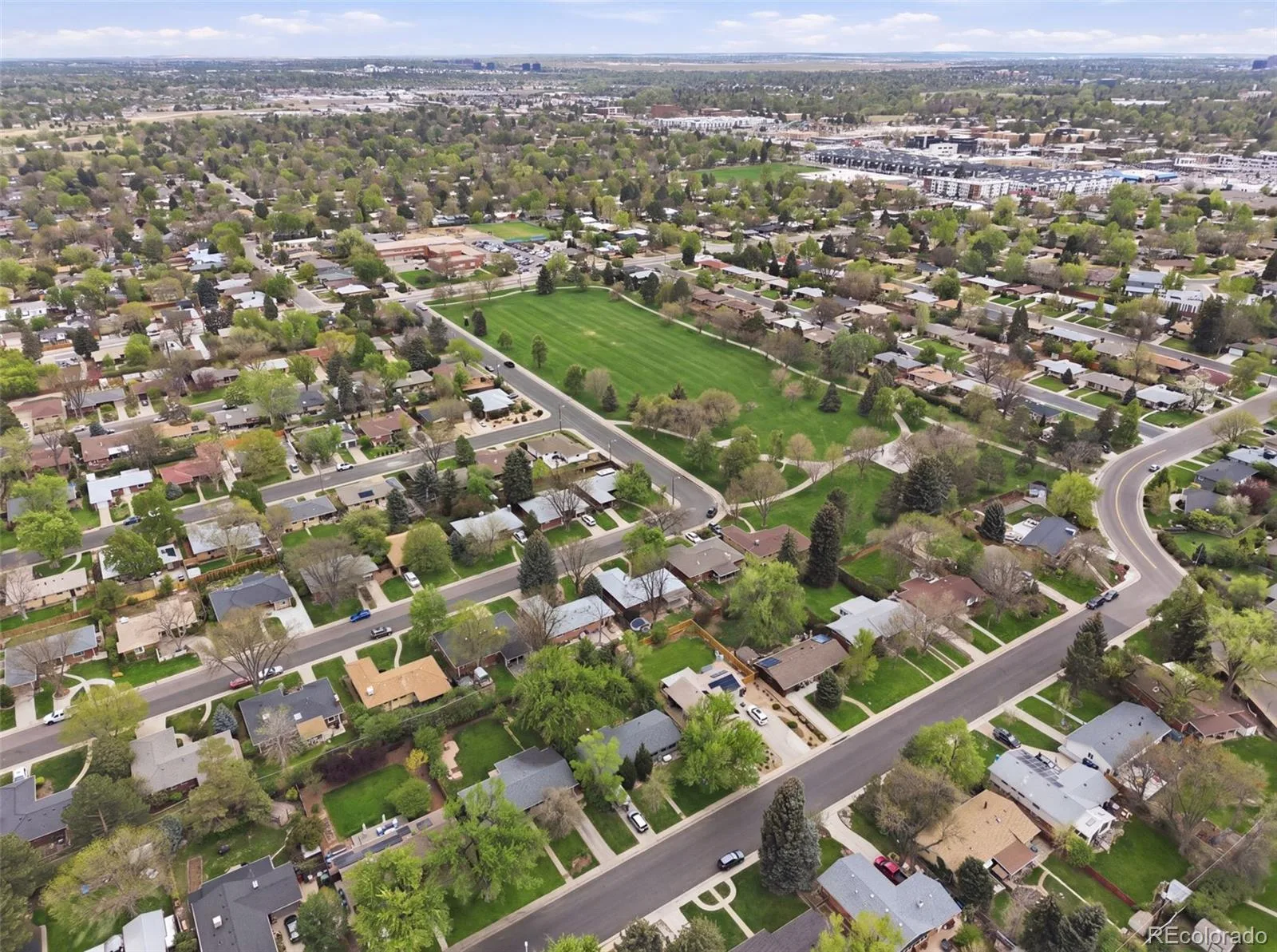 1630 S Forest Street Denver CO 80222 MLS #REC4249391 06012026190630 1600 39