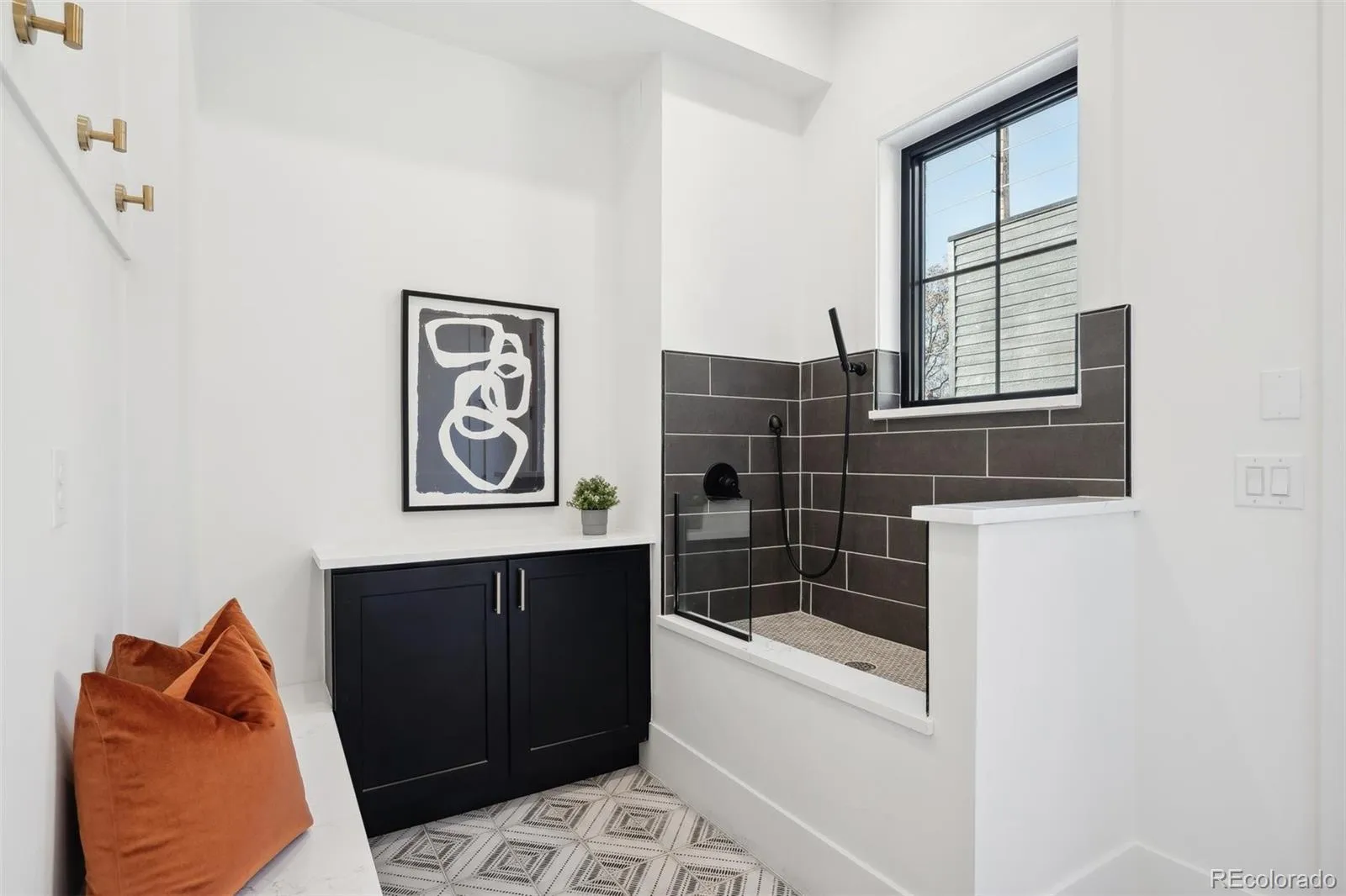 04102026130221 1600 16