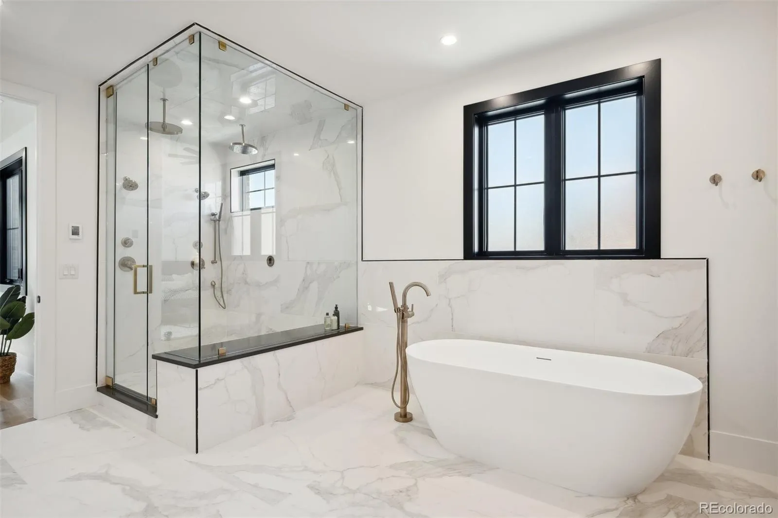 04102026130221 1600 20