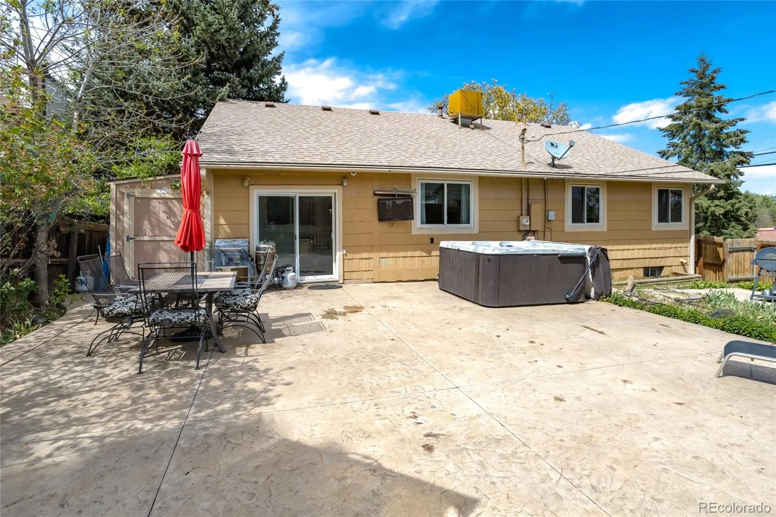 10810 W 65th Place Arvada CO 80004 MLS #REC4250963 05122026012339 1600 23