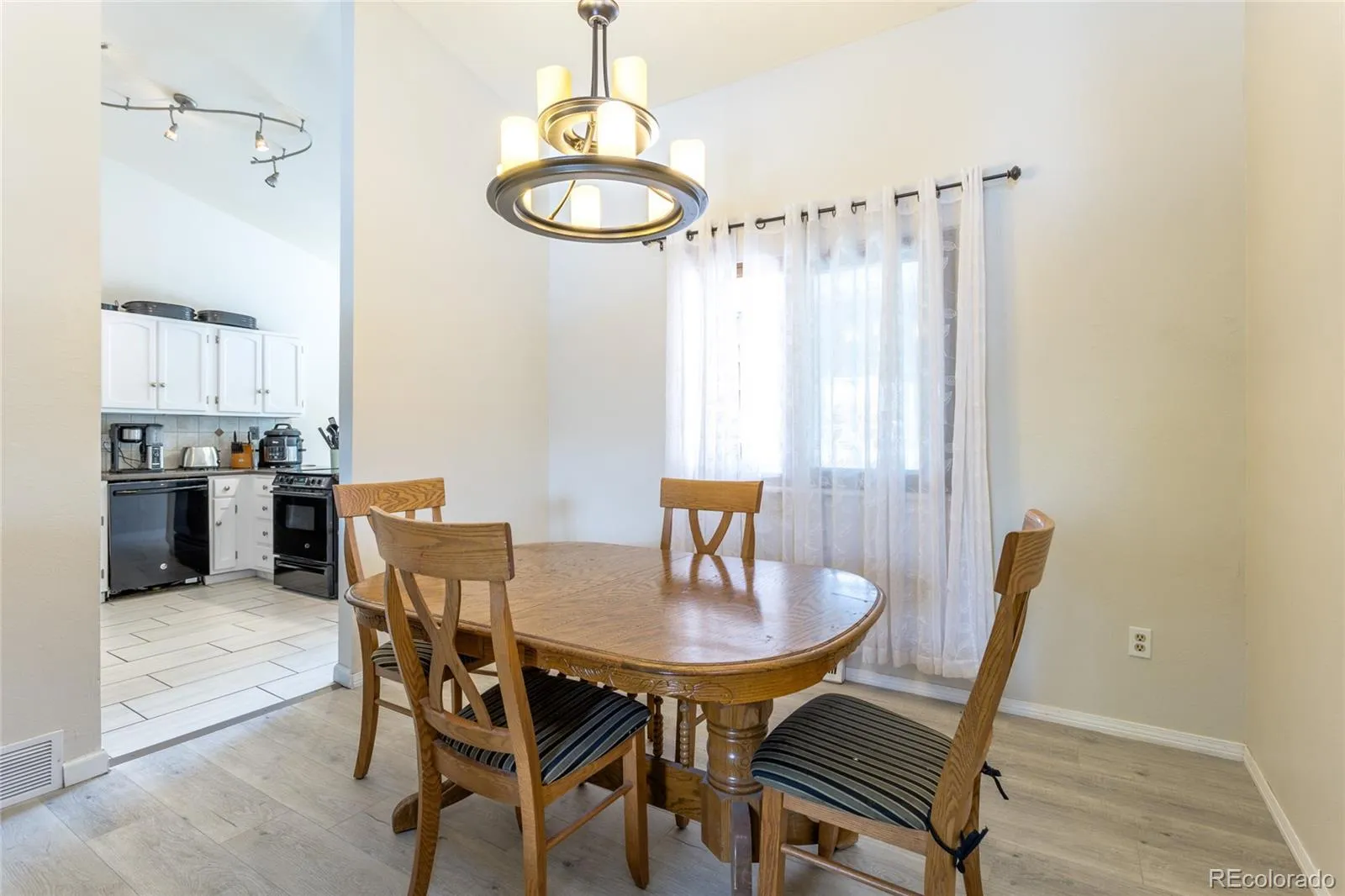 10810 W 65th Place Arvada CO 80004 MLS #REC4250963 05122026012339 1600 5