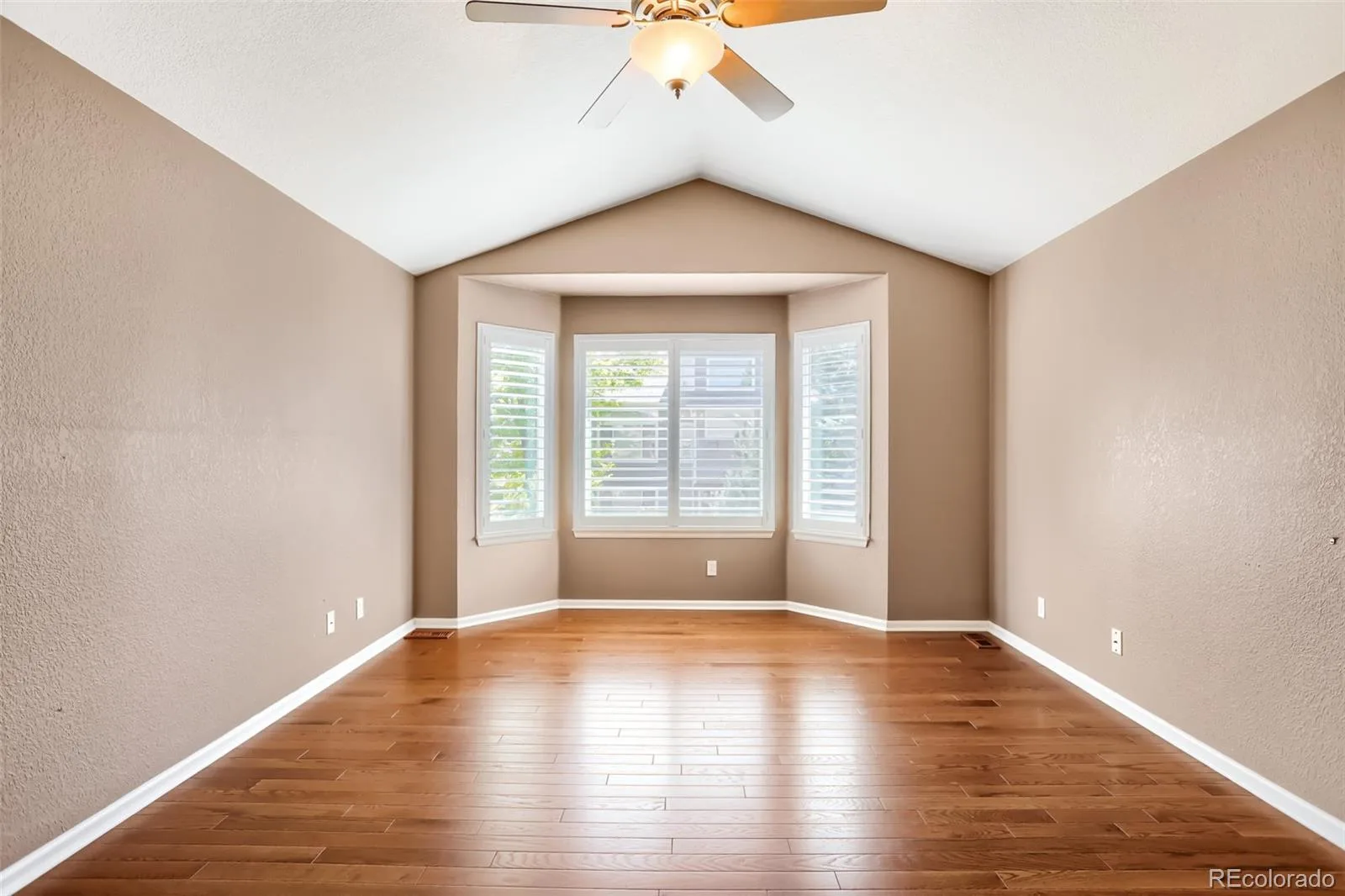 1020 English Sparrow Trail Littleton CO 80129 | MLS #REC4252109 08082026192406 1600 21