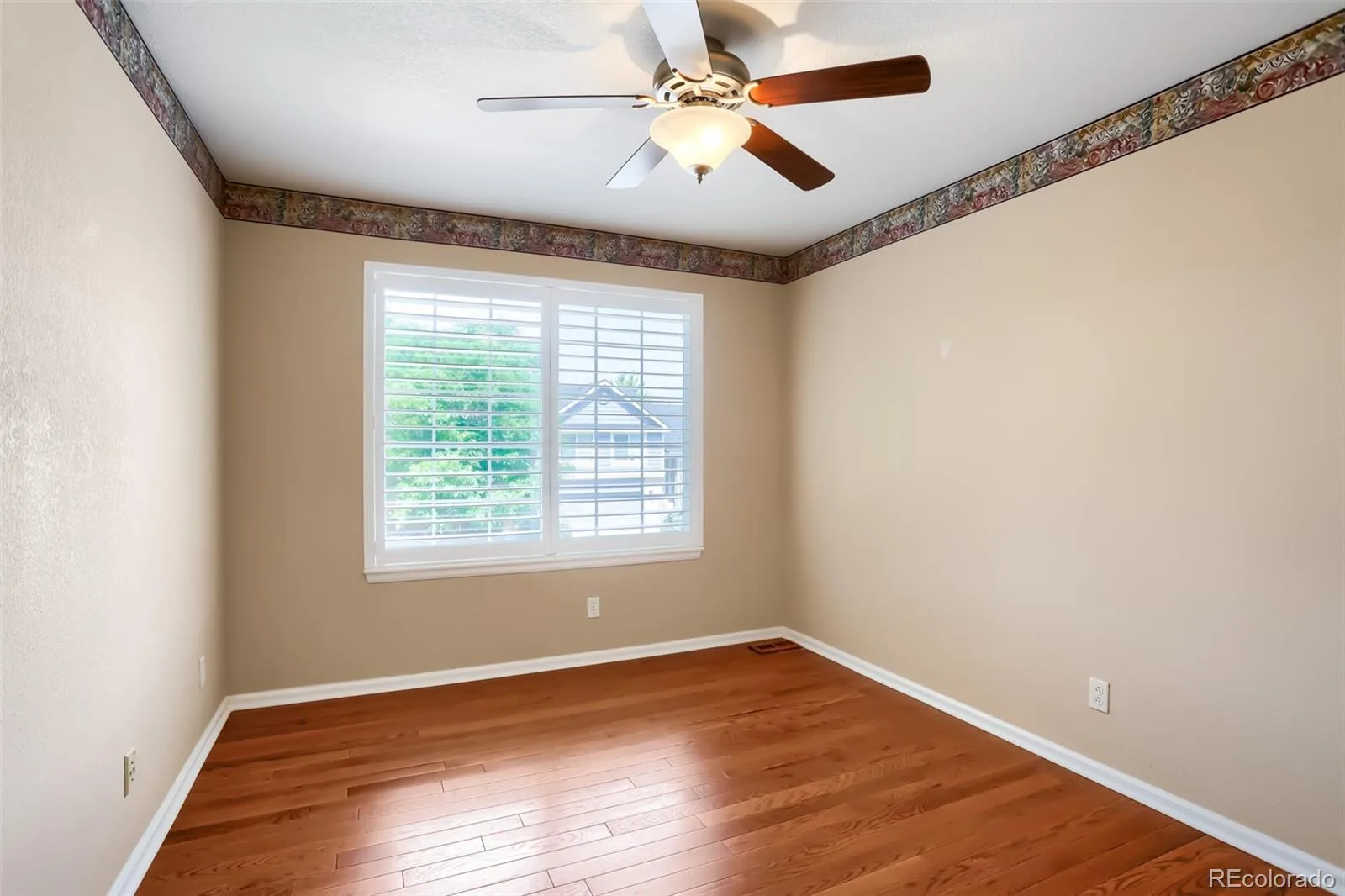 1020 English Sparrow Trail Littleton CO 80129 | MLS #REC4252109 08082026192406 1600 27