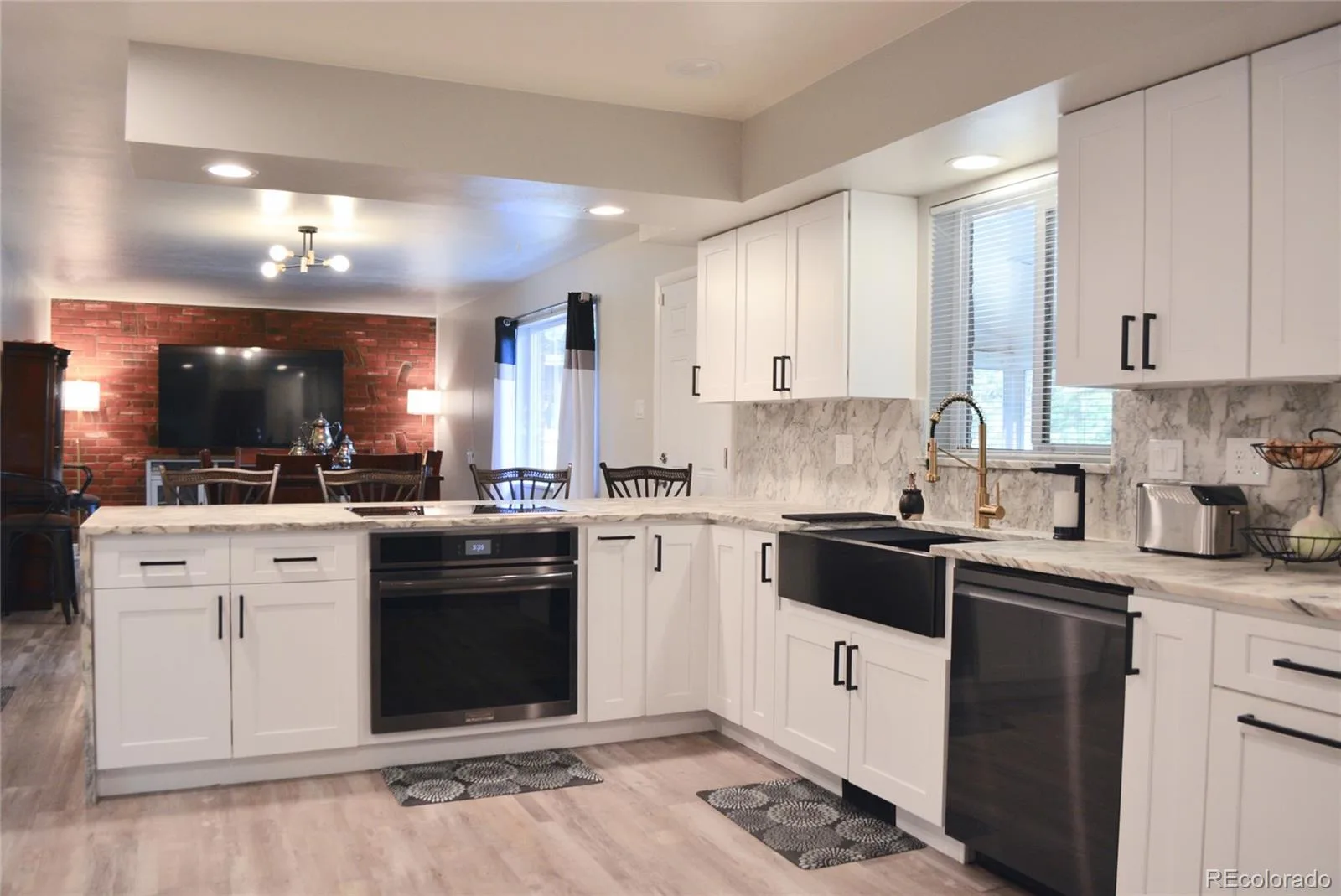 179 Del Mar Circle Aurora CO 80011 | MLS #REC4252205 10092026073455 1600 2