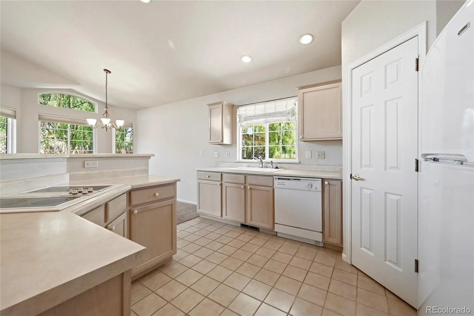3921 Miller Street Wheat Ridge CO 80033 MLS #REC4252802 06222026214540 1600 11