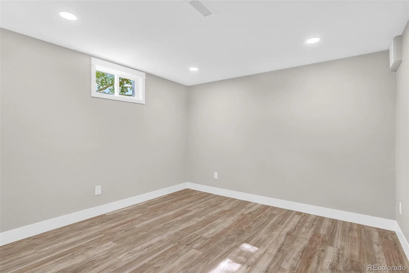 7927 Fenton Arvada CO 80003 MLS #REC4255098 06092026204728 1600 19