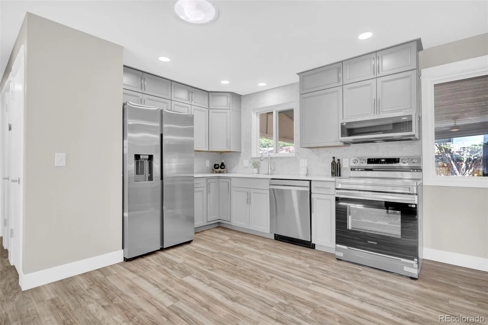 7927 Fenton Arvada CO 80003 MLS #REC4255098 06092026204728 1600 2