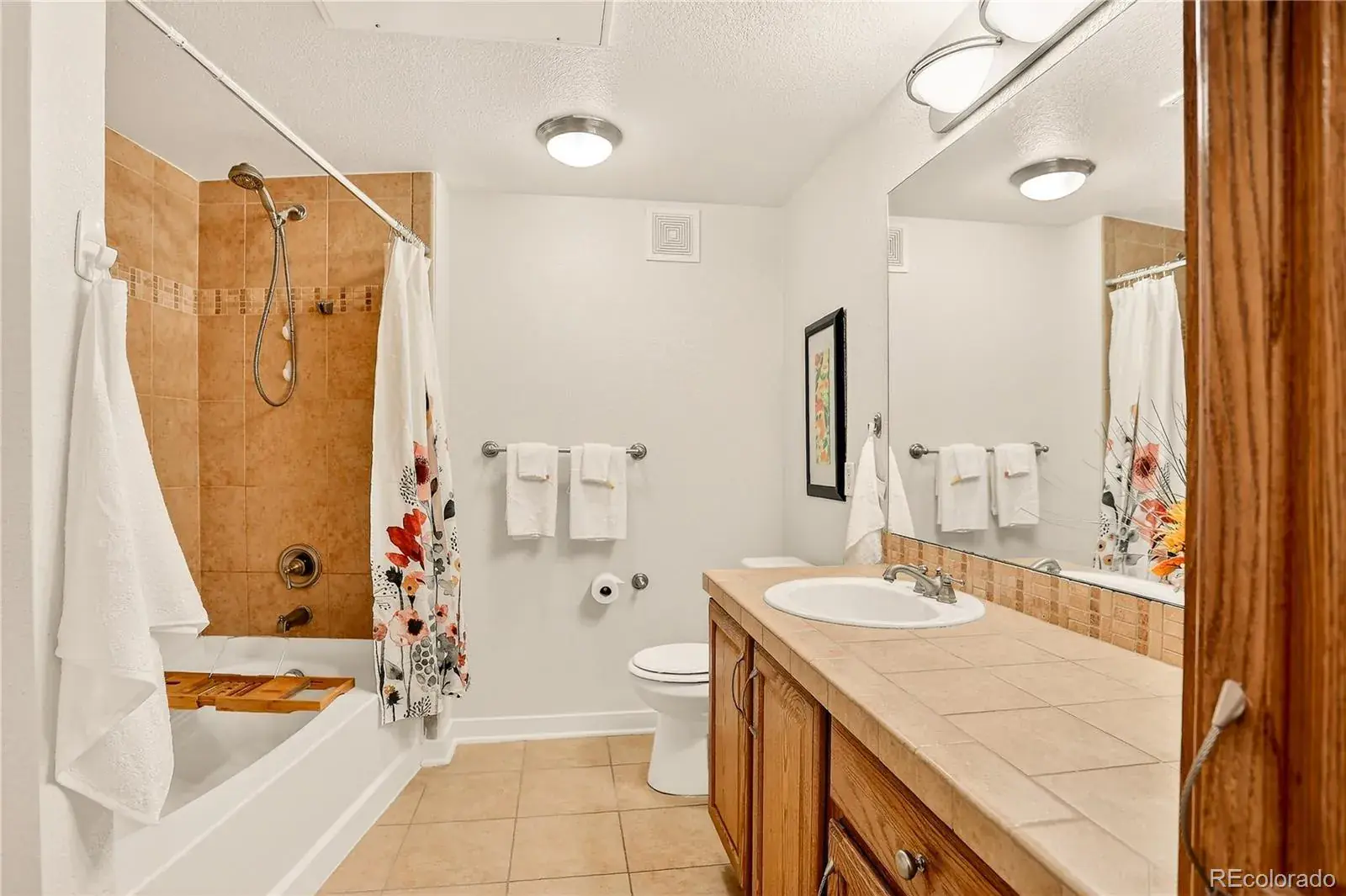 7240 W Custer Avenue #115 Lakewood CO 80226 MLS #REC4255513 01162026012546 1600 11