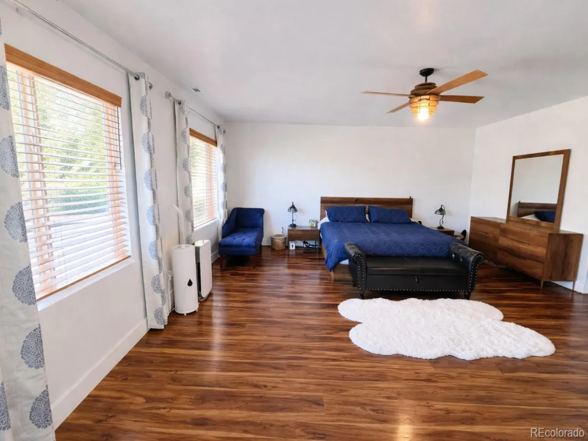 724 S Flamingo Court Denver CO 80246 MLS #REC4256383 04142026140526 1200 16