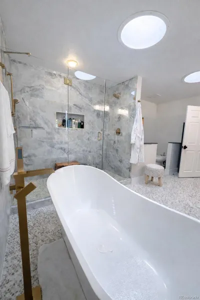 724 S Flamingo Court Denver CO 80246 MLS #REC4256383 04142026140526 800 19