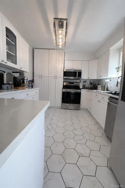724 S Flamingo Court Denver CO 80246 MLS #REC4256383 04142026140526 800 5