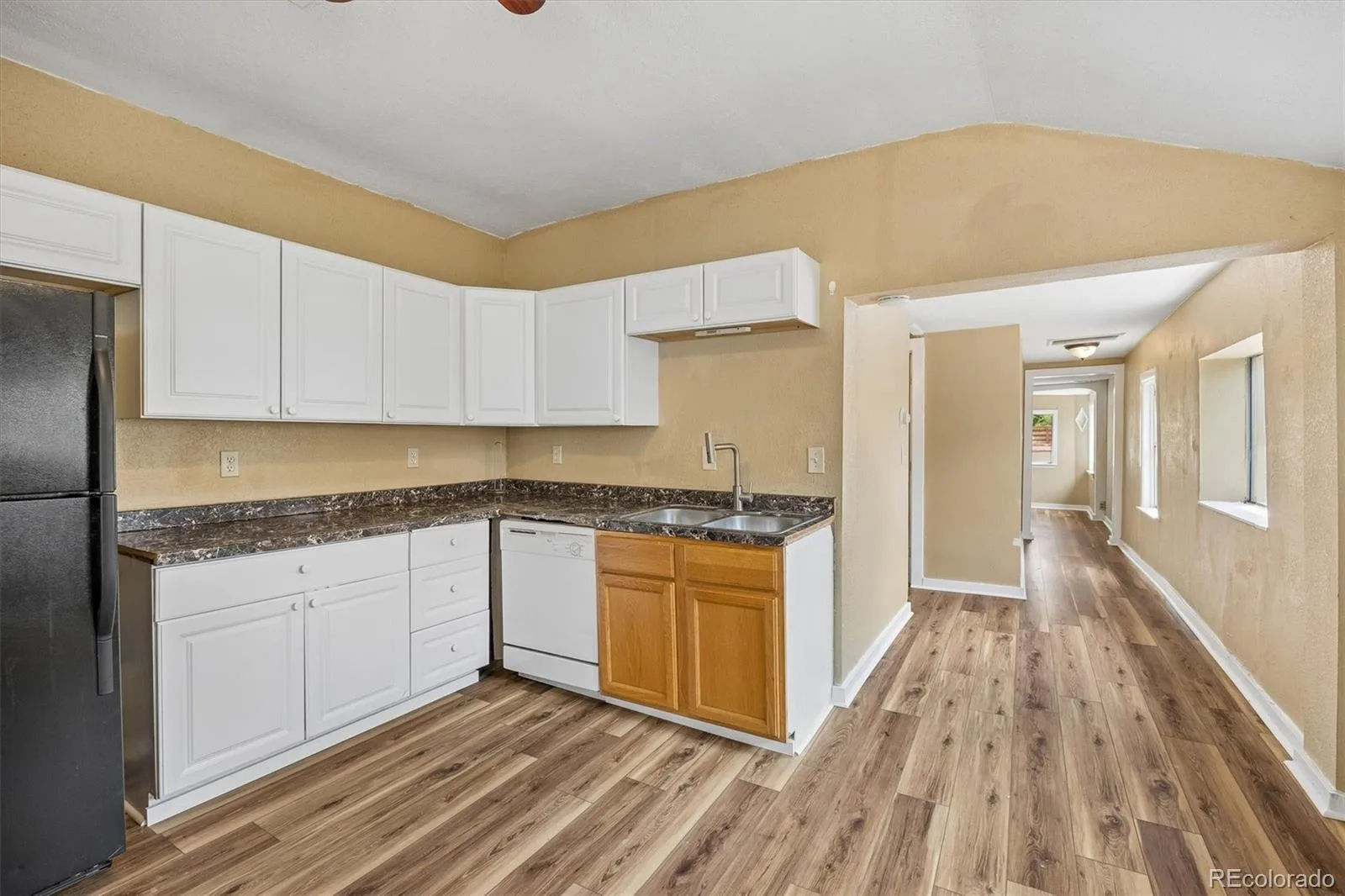 937 S Vrain Street Denver CO 80219 | MLS #REC4256454 07242026212758 1600 13