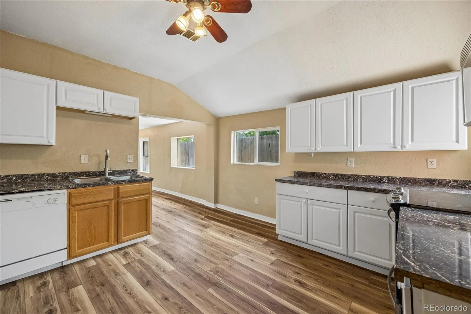 937 S Vrain Street Denver CO 80219 | MLS #REC4256454 07242026212758 1600 14