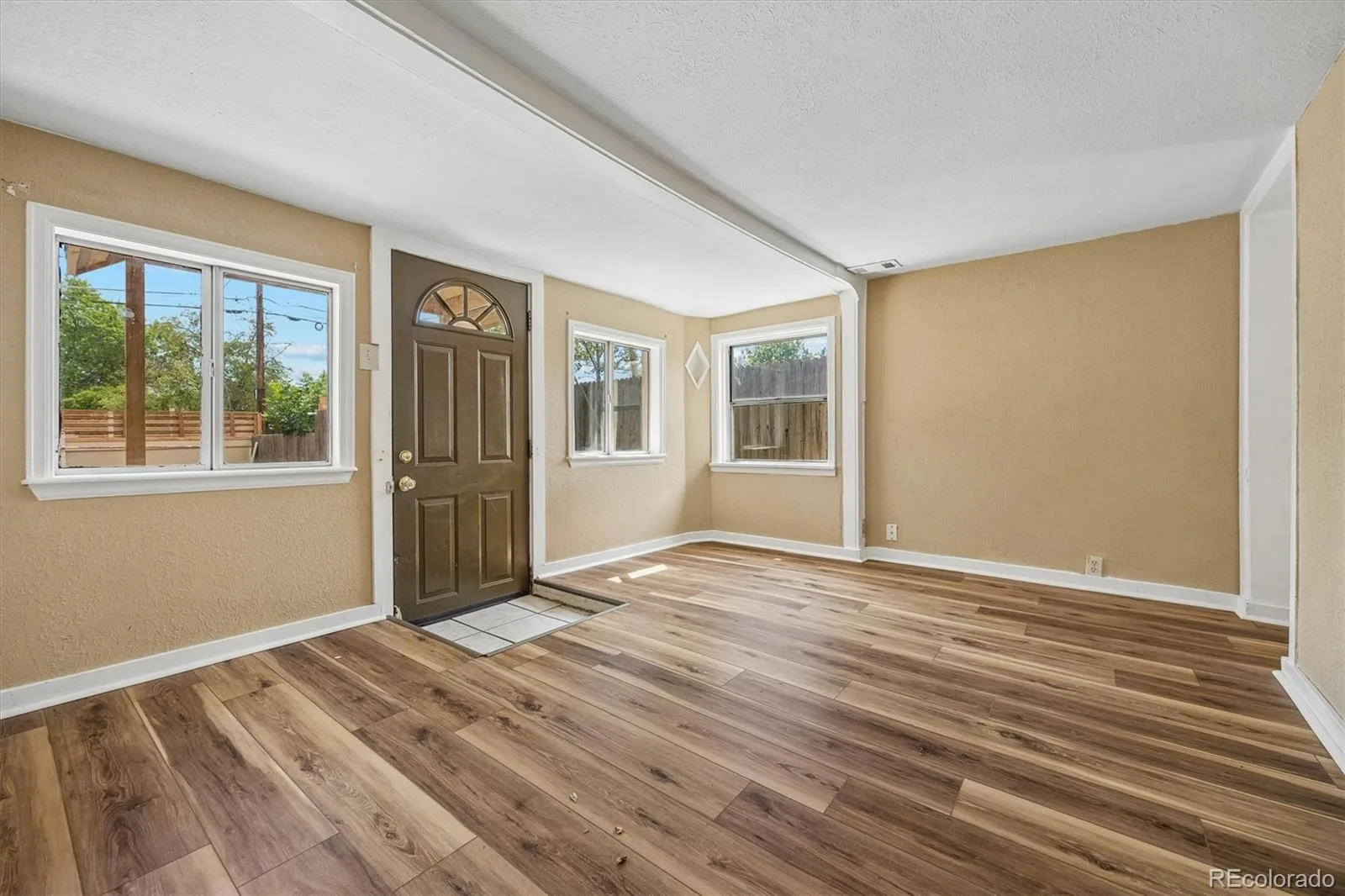 937 S Vrain Street Denver CO 80219 | MLS #REC4256454 07242026212758 1600 2