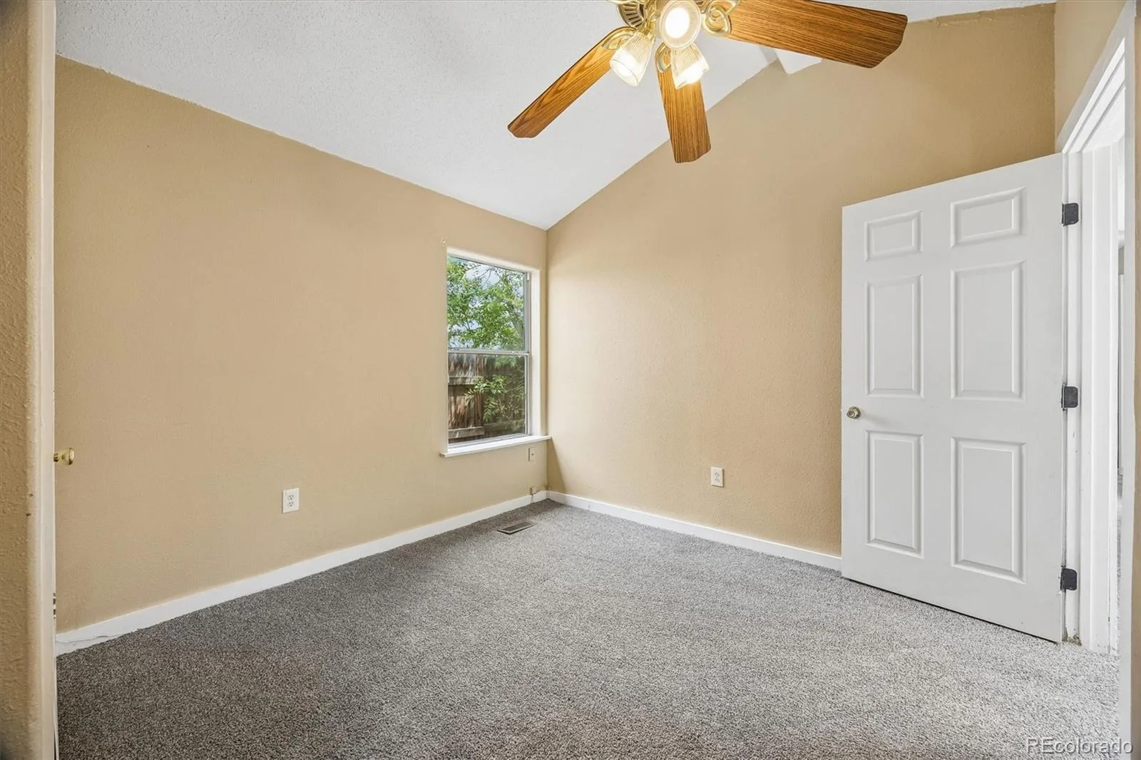 937 S Vrain Street Denver CO 80219 | MLS #REC4256454 07242026212758 1600 26