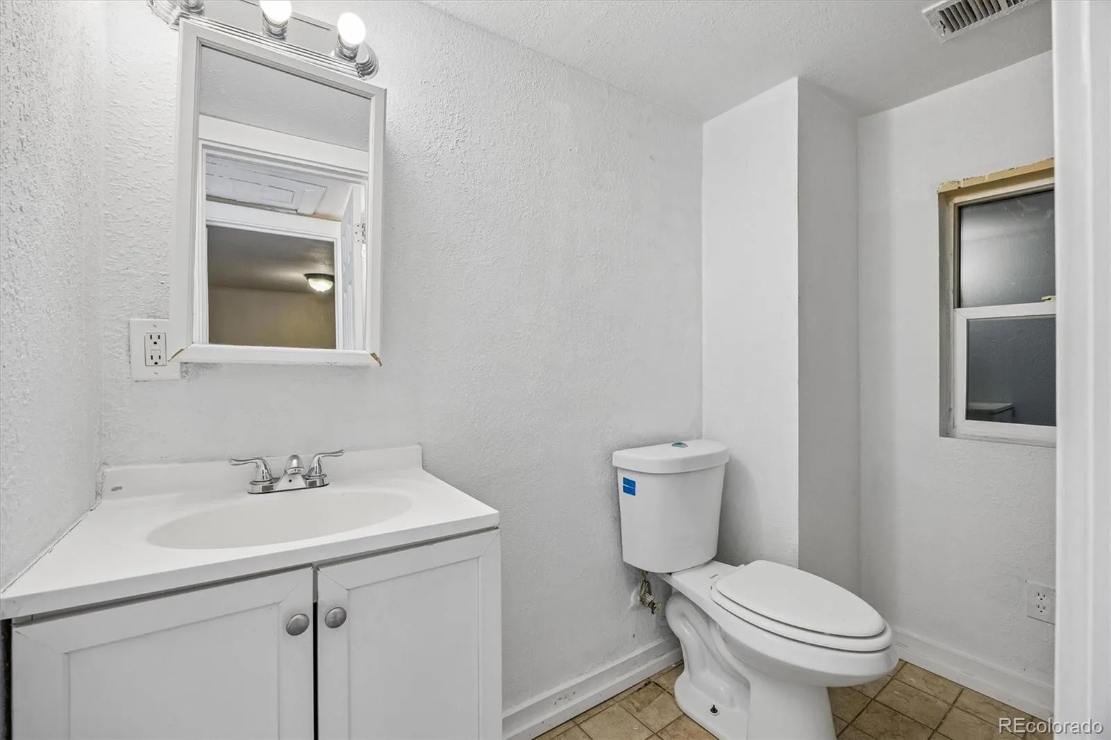 937 S Vrain Street Denver CO 80219 | MLS #REC4256454 07242026212758 1600 9