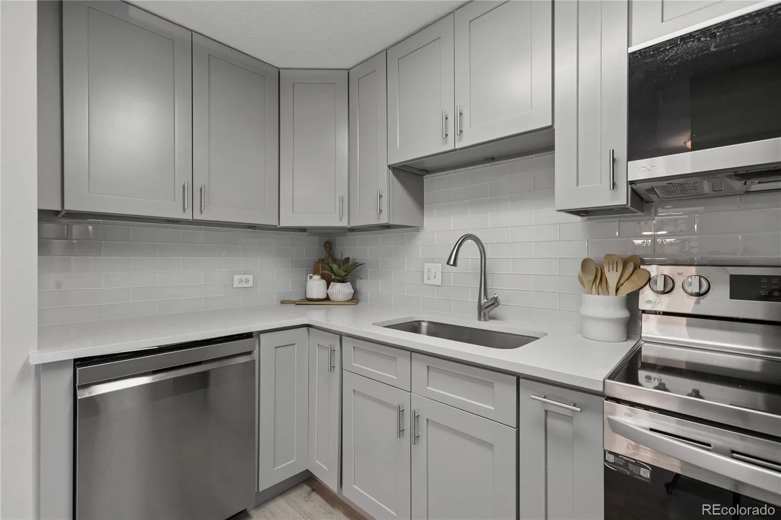 1029 E 8th Avenue #702 Denver CO 80218 MLS #REC4256655 07072026214358 1600 10