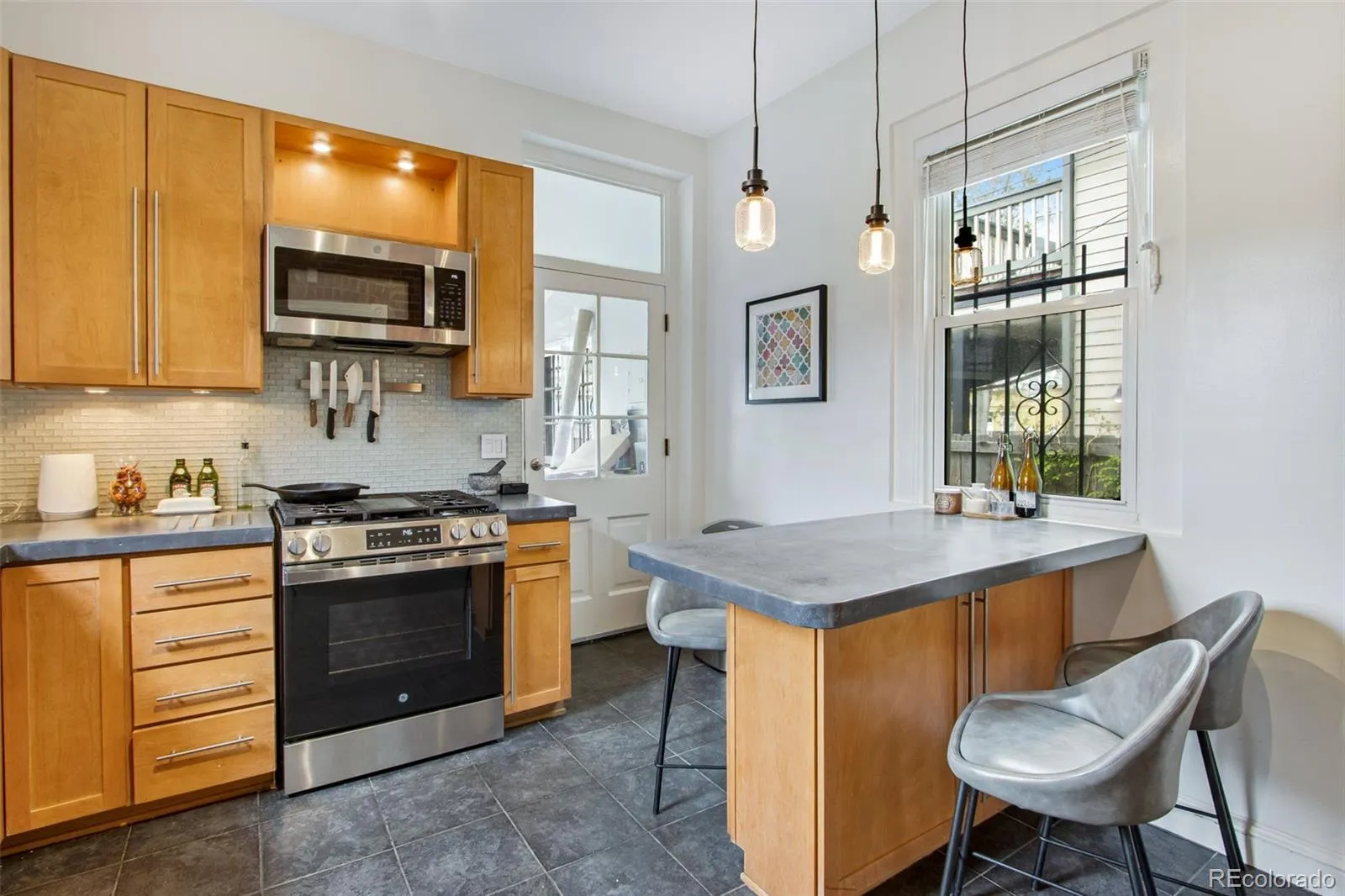 2952 Champa Street Denver CO 80205 MLS #REC4257098 05092026030315 1600 15