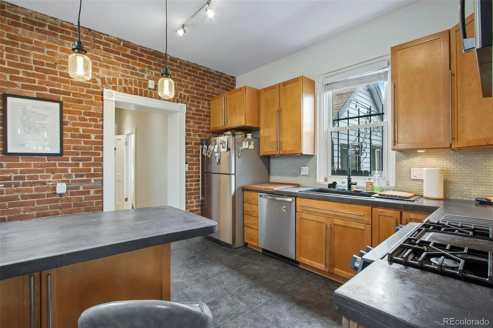 2952 Champa Street Denver CO 80205 MLS #REC4257098 05092026030315 1600 17