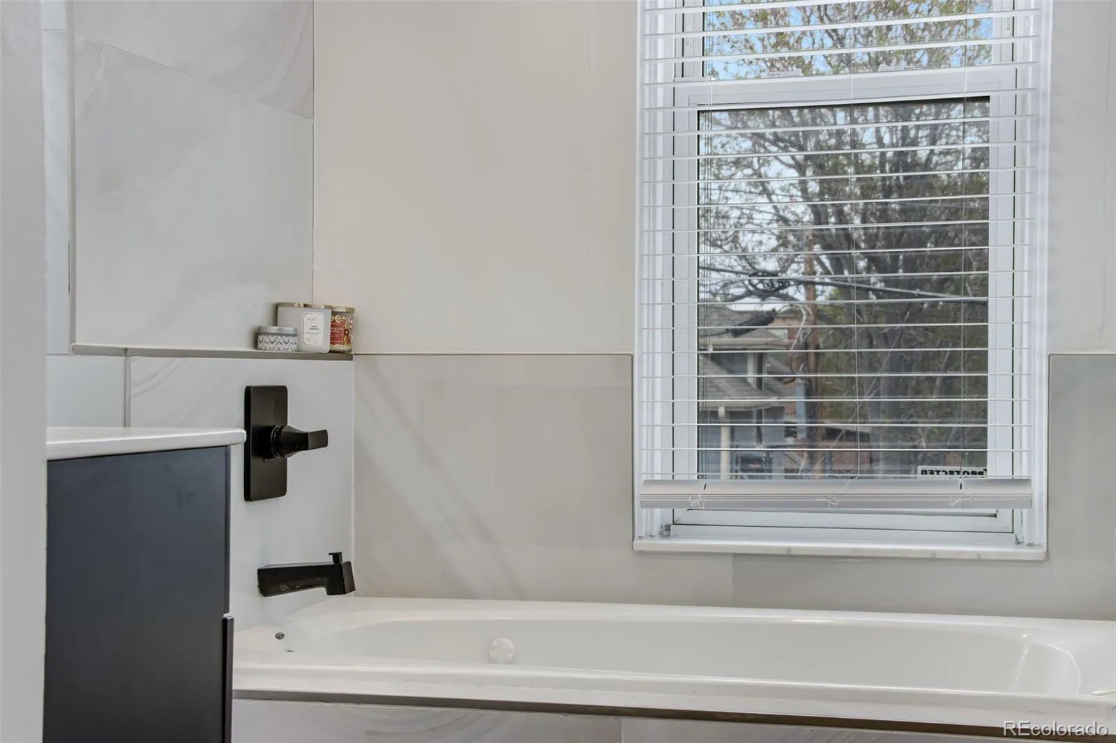 2952 Champa Street Denver CO 80205 MLS #REC4257098 05092026030315 1600 33