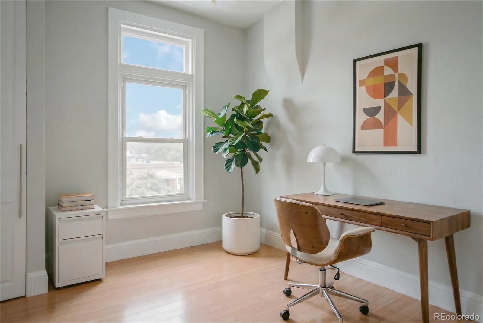 2952 Champa Street Denver CO 80205 MLS #REC4257098 05092026030315 1600 43