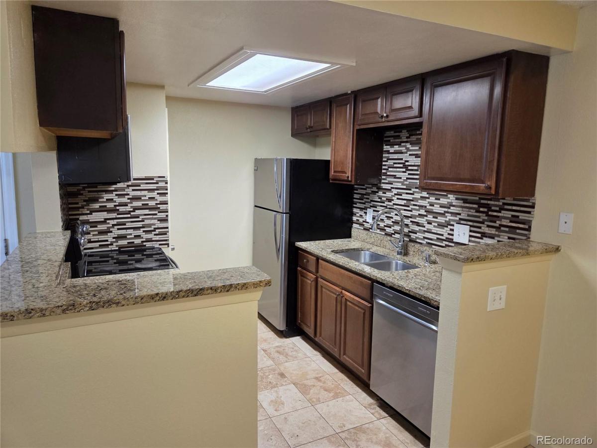 3474 S Eagle Street Street #101 Aurora CO 80014 | MLS #REC4257470 MLS #REC4257470 image #0