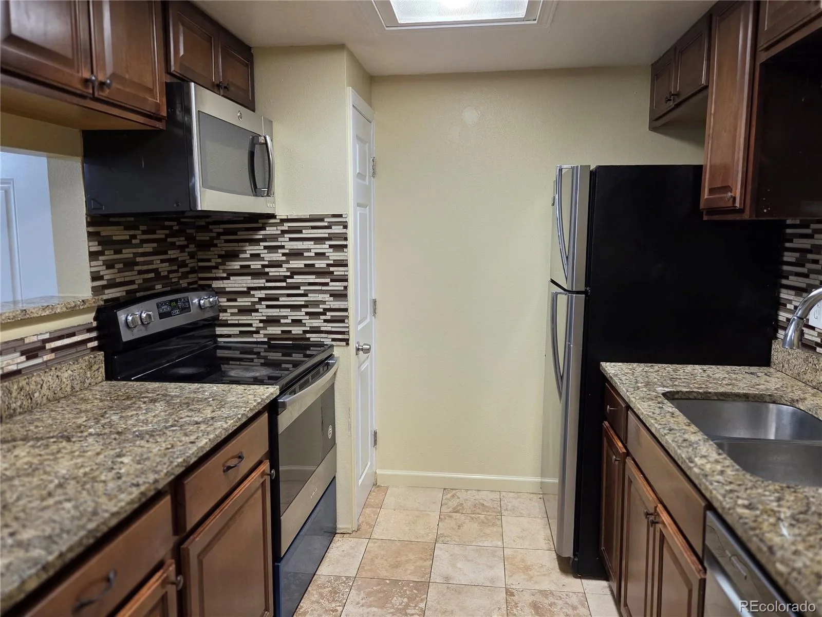 3474 S Eagle Street Street #101 Aurora CO 80014 | MLS #REC4257470 09232026064619 1600 6