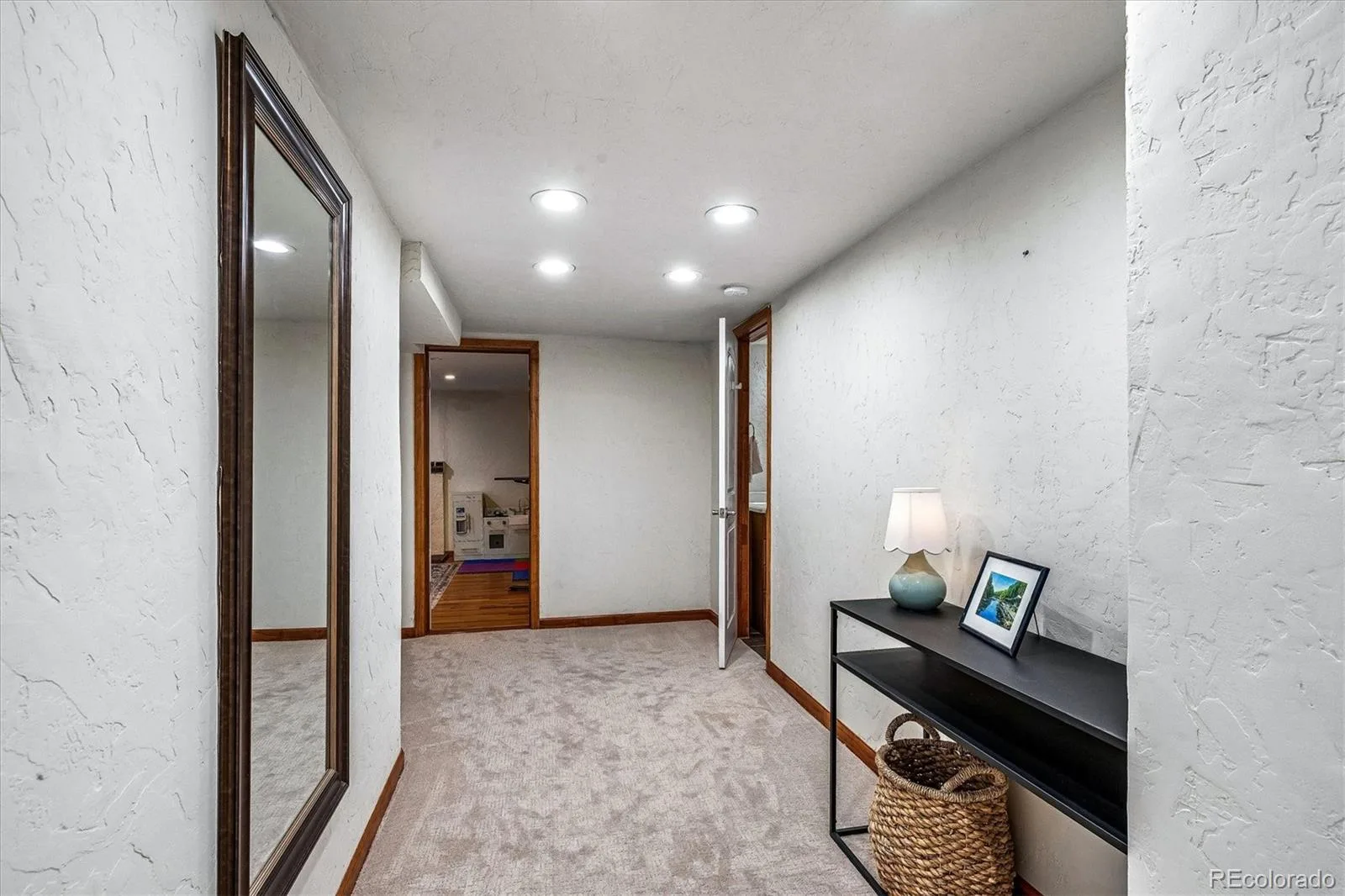1585 Krameria Street Denver CO 80220 MLS #REC4262637 06092026203641 1600 28
