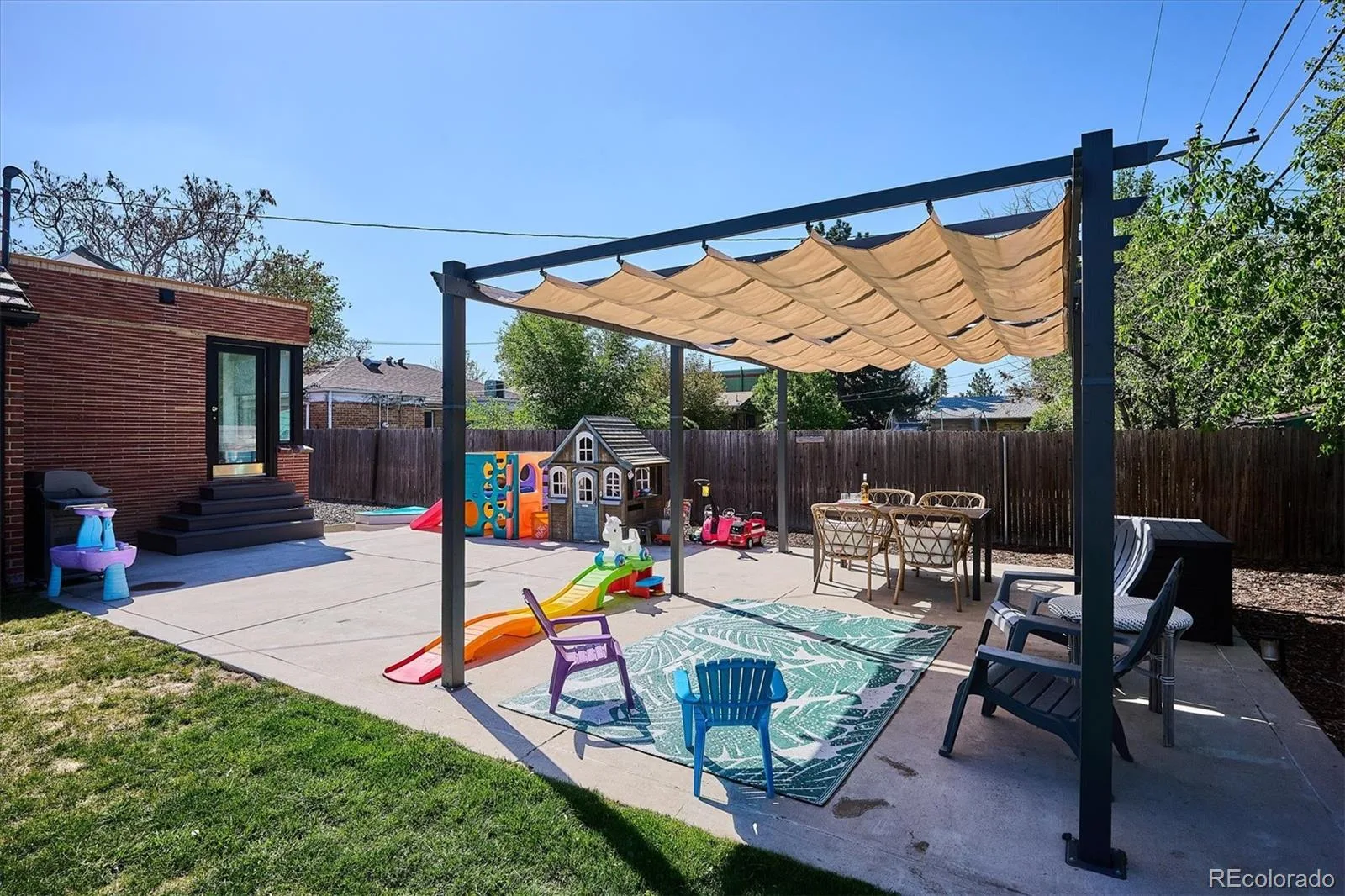 1585 Krameria Street Denver CO 80220 MLS #REC4262637 06092026203641 1600 30