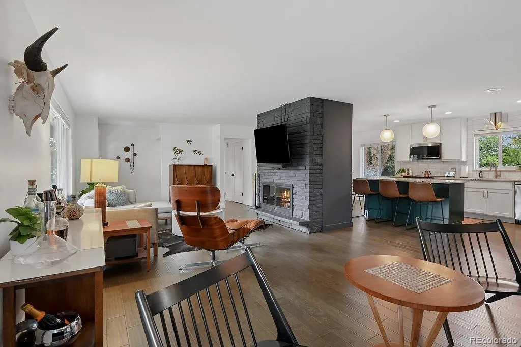 1700 S Ames Street Lakewood CO 80232 MLS #REC4263169 05232026093901 1024 15