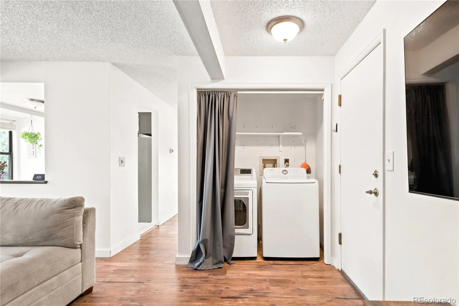 5026 S Evanston Street Aurora CO 80015 | MLS #REC4263617 07232026171442 1600 15