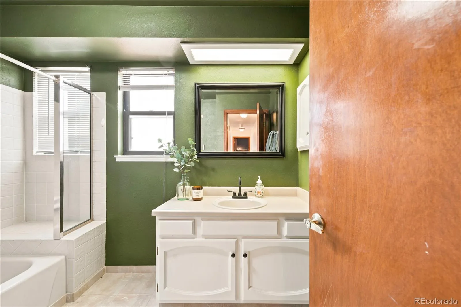 5026 S Evanston Street Aurora CO 80015 | MLS #REC4263617 07232026171442 1600 22
