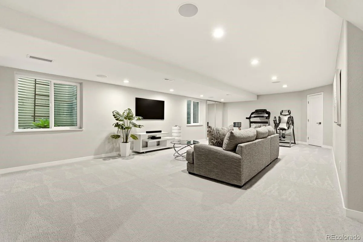 245 Fairfax Street Denver CO 80220 MLS #REC4265238 06272026140520 1200 45