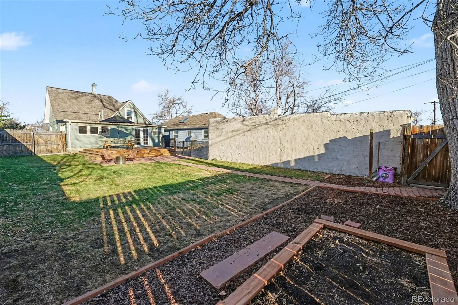 03262026155142 1600 25