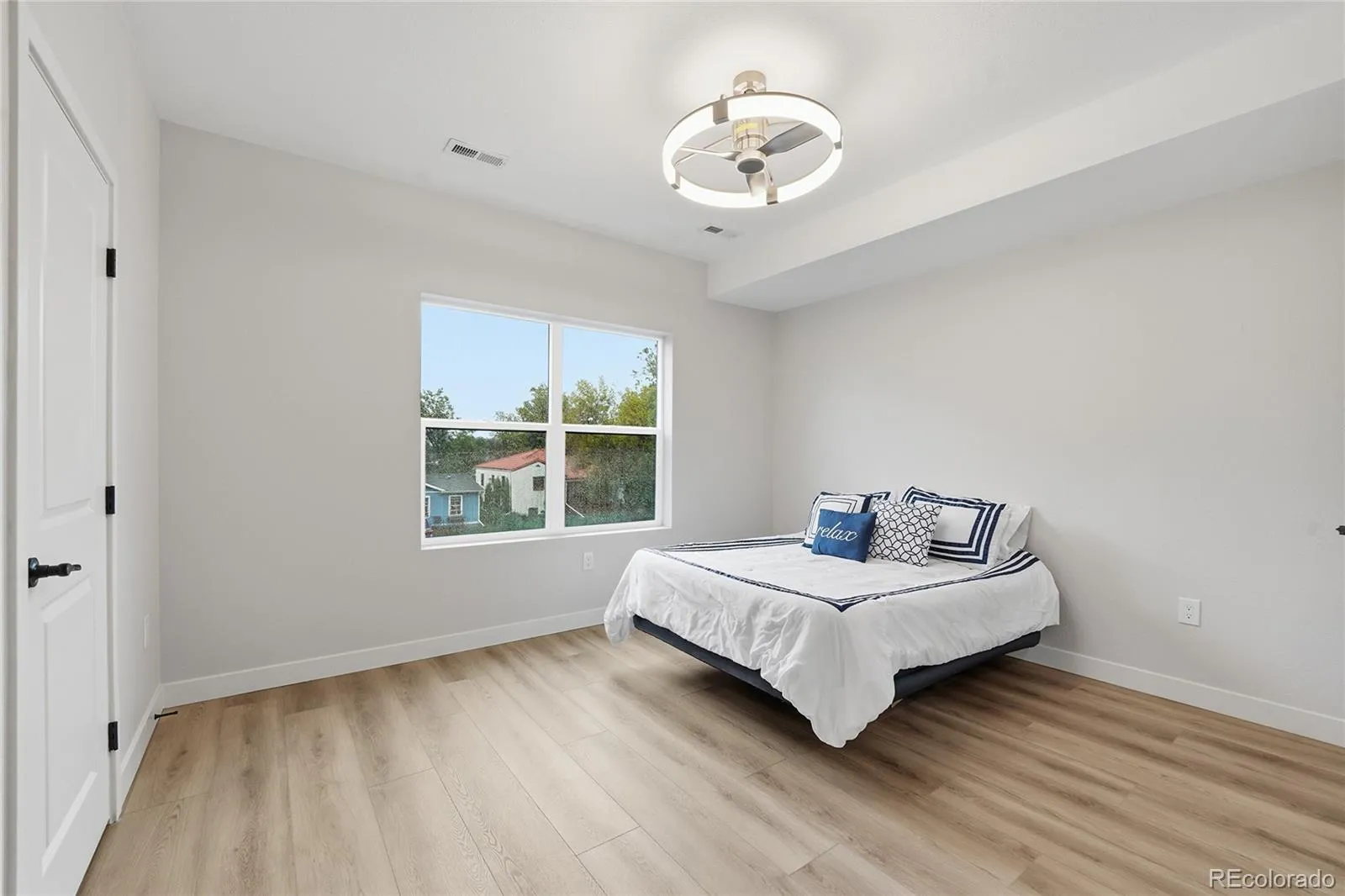 369 S Dale Court Denver CO 80219 MLS #REC4266784 05212026132106 1600 14