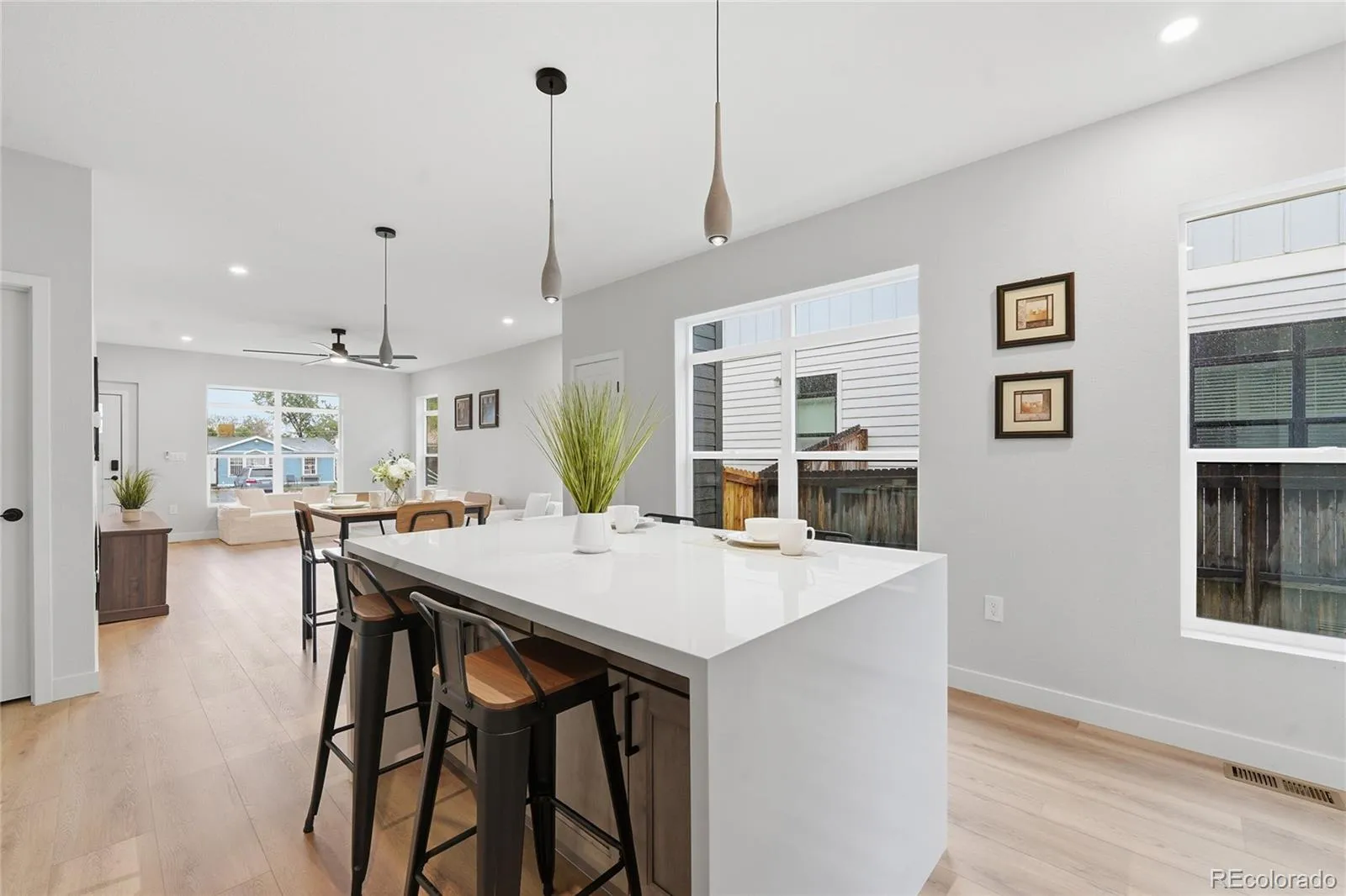 369 S Dale Court Denver CO 80219 MLS #REC4266784 05212026132106 1600 8