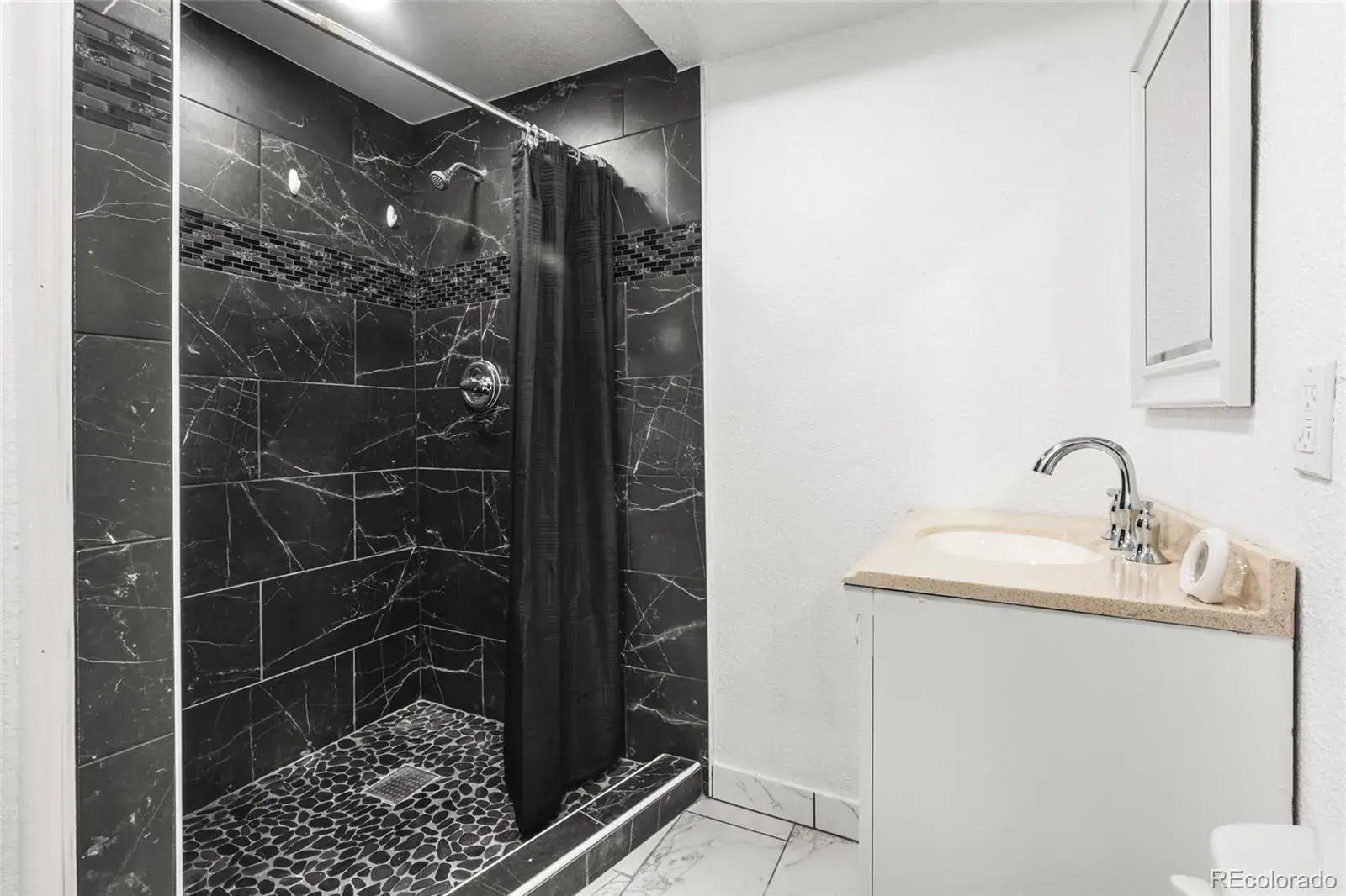 02162026220038 1600 17