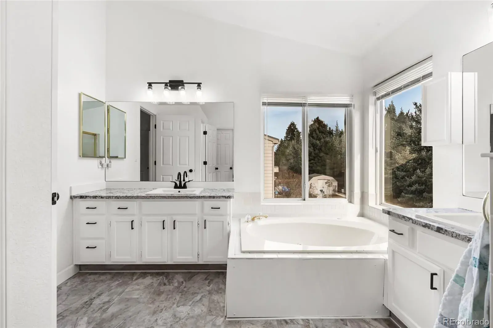 02162026220038 1600 21