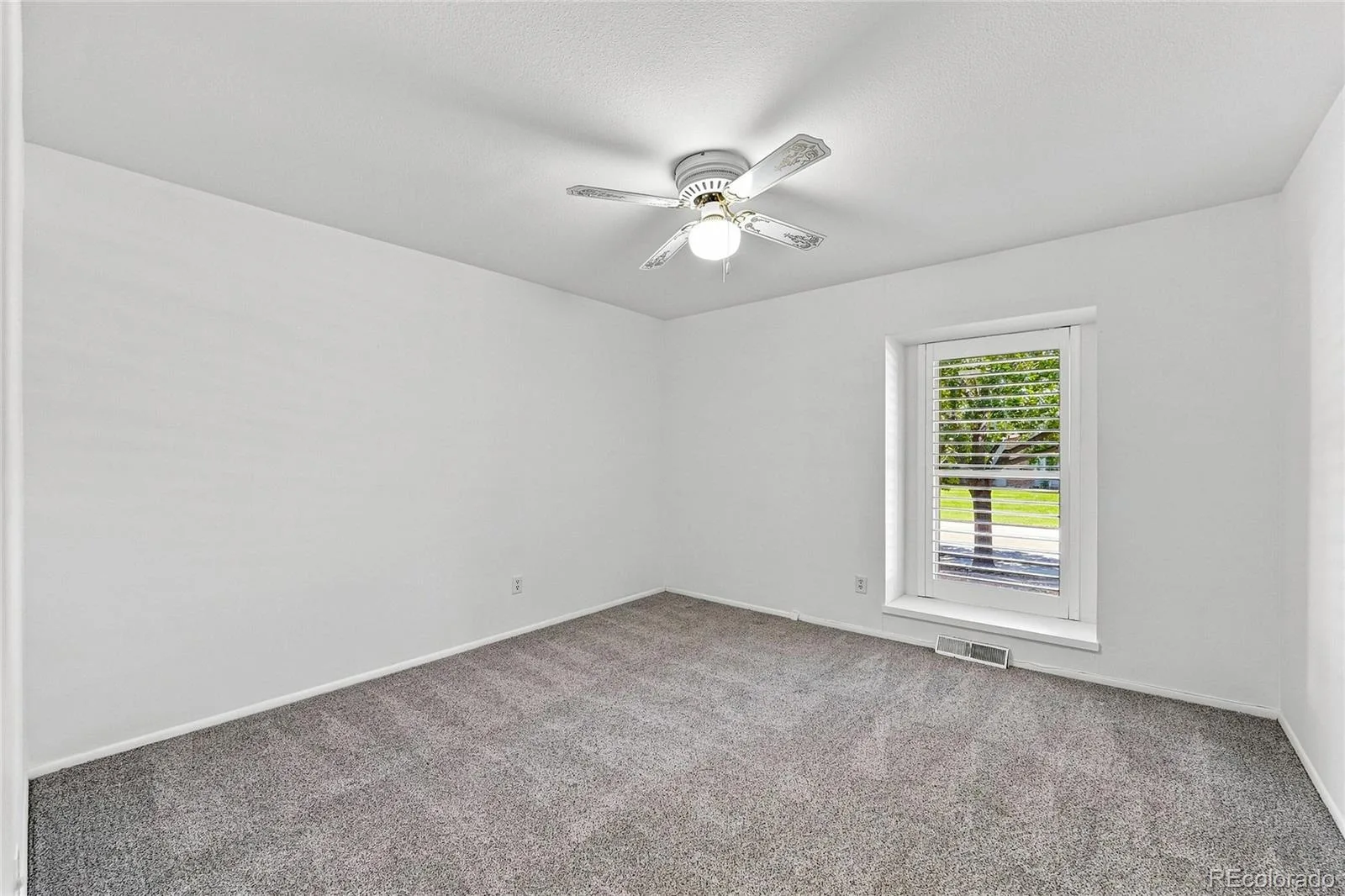 7235 S Jackson Court Centennial CO 80122 | MLS #REC4268662 09232026064735 1600 11