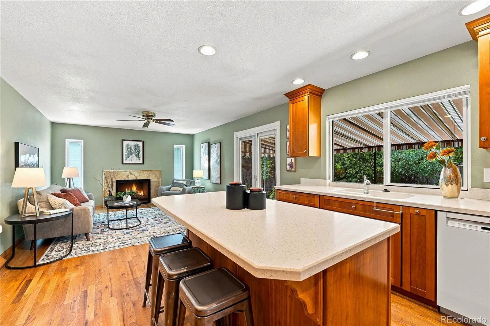 7235 S Jackson Court Centennial CO 80122 | MLS #REC4268662 09232026064735 1600 8