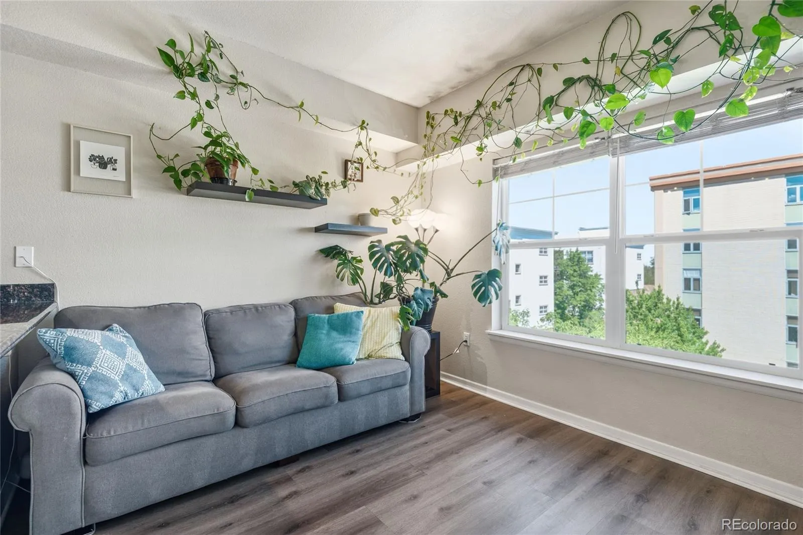 1623 Saint Paul Street #402 Denver CO 80206 MLS #REC4268873 05112026231350 1600 5