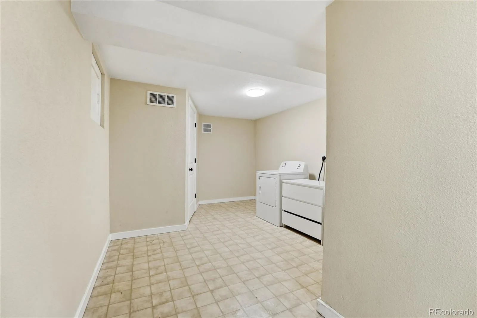 620 W 2nd Avenue Denver CO 80223 MLS #REC4269973 05312026195933 1600 33